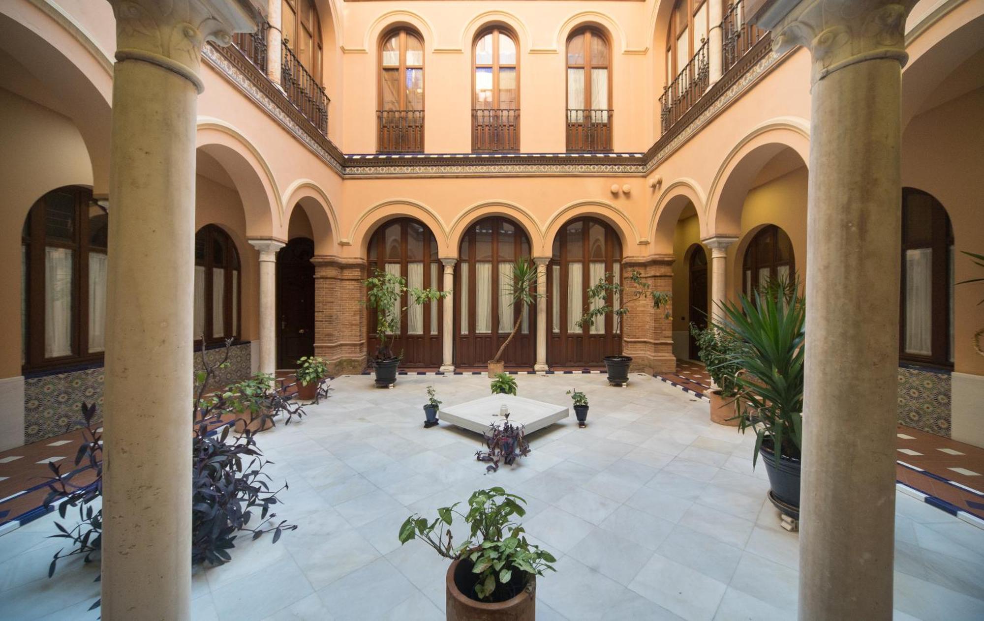 Exclusive Triplex With Private Terrace Appartement Sevilla Buitenkant foto